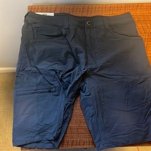 men’s shorts